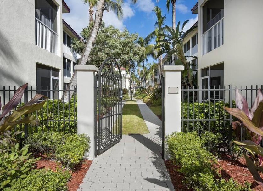 Bellasera Resort Naples Exterior photo